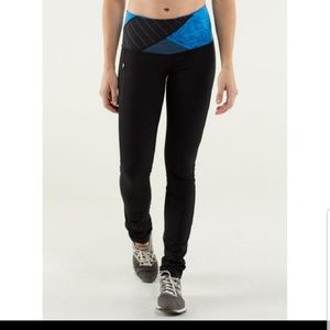 Black/blue lulu "Cant Stop Pants" high rise